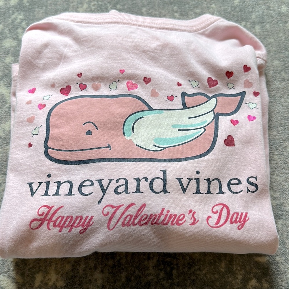 VINEYARD VINES LONG SLEEVE KIDS LIMITED EDITION VALENTINES T SHIR… - Picture 7 of 9
